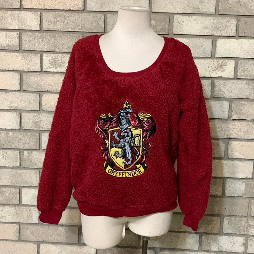 3for$20 Harry Potter junior small sleep sweater griffundor